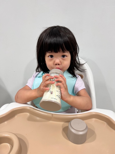 MOTHER K 拋棄式奶瓶-所有媽媽外出必備的免洗奶瓶、不管寶寶吃幾餐只需帶1隻奶瓶、外出餵奶必備！