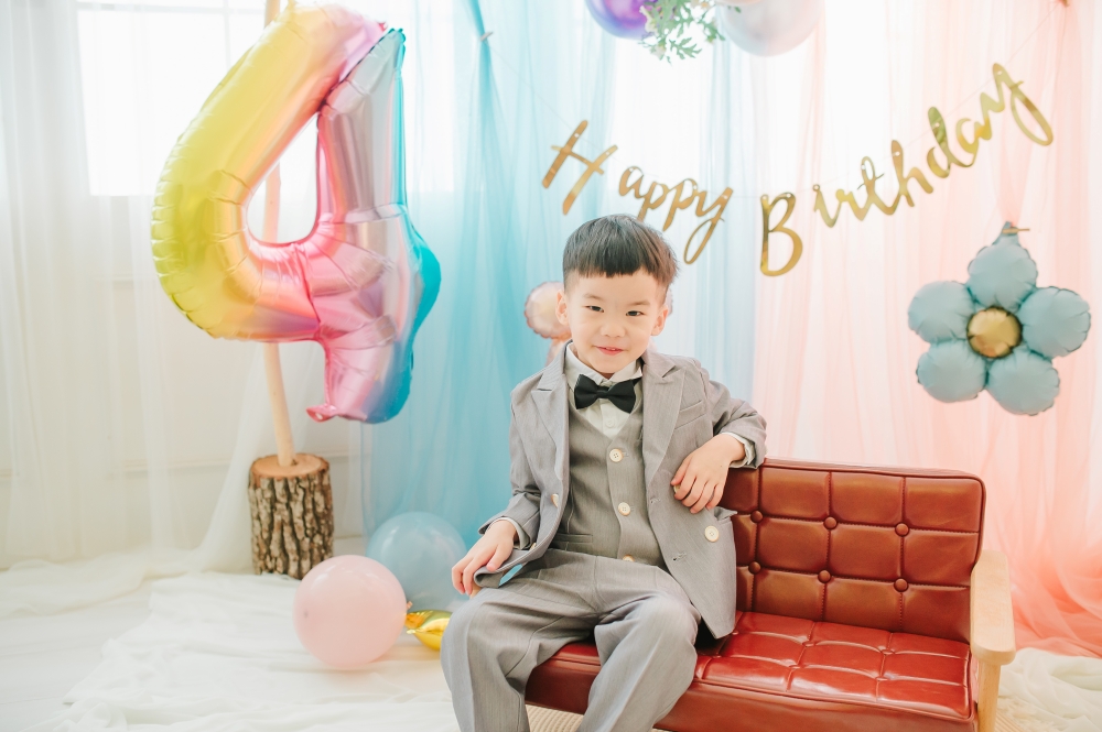 【糖果樹寶寶紀錄攝影】4歲全家福寫真團購 - 雙胞胎卡辣姆久 X 洋芋片 【糖果樹寶寶紀錄攝影】4歲全家福寫真團購