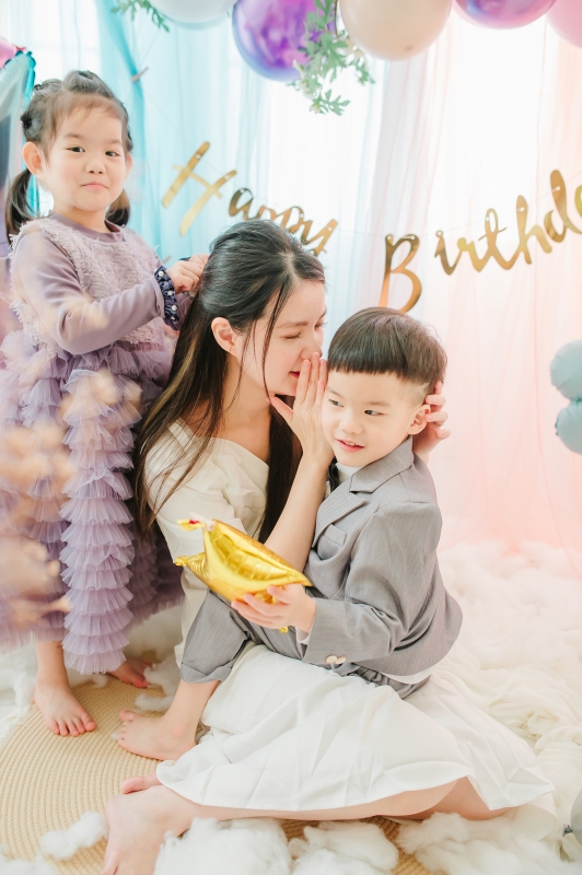 【糖果樹寶寶紀錄攝影】4歲全家福寫真團購 - 雙胞胎卡辣姆久 X 洋芋片 【糖果樹寶寶紀錄攝影】4歲全家福寫真團購